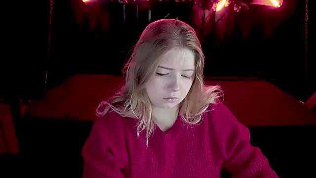 Snapshot of Tinker_Belll chatting on 16, 12, 2025 Tinker Belll online show from 16, 12, 2025