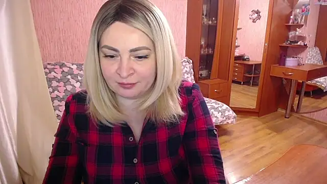 Snapshot of -MeowMeow chatting on 21, 4, 2026 -MeowMeow online show from 21, 4, 2026