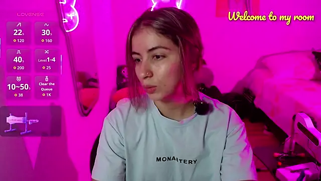 Snapshot of valentina_angel chatting on 4, 4, 2026 valentina angel online show from 4, 4, 2026