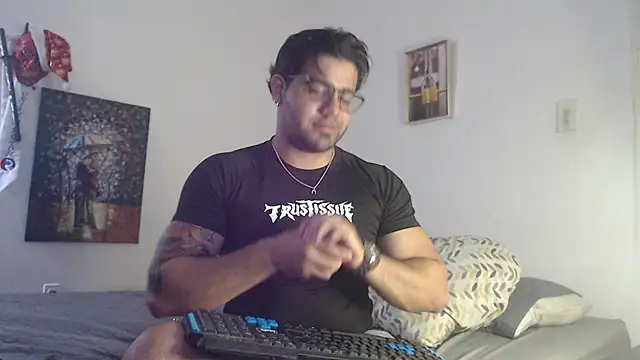Snapshot of _Coddygold_ chatting on 27, 12, 2024  Coddygold  online show from 27, 12, 2024