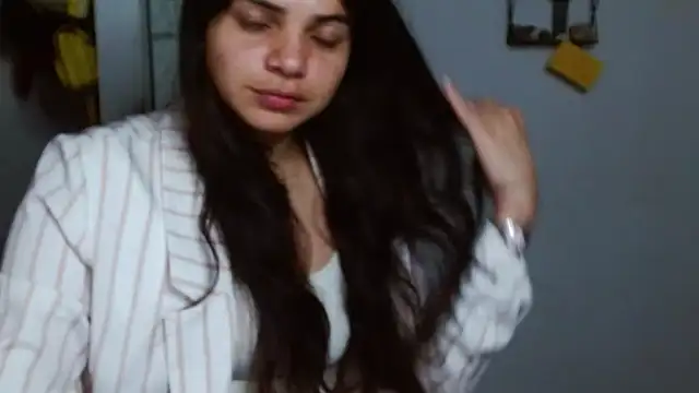 Nikkykora15 online show from 4, 2, 2025