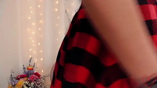 Snapshot of City_Kat chatting on 21, 12, 2024 City Kat online show from 21, 12, 2024