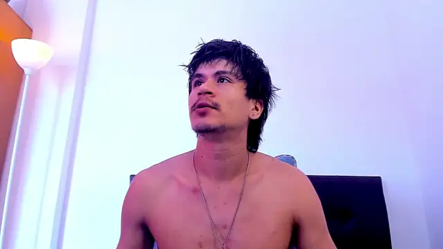 Eiden allenx online show from 5, 3, 2026