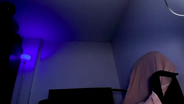 Eiden allenx online show from 29, 3, 2026