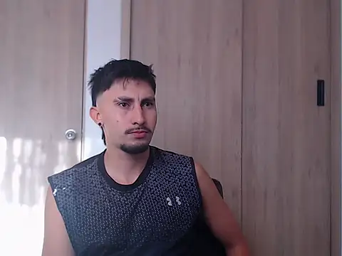 Snapshot of ChrisDamon chatting on 9, 9, 2025 ChrisDamon online show from 9, 9, 2025