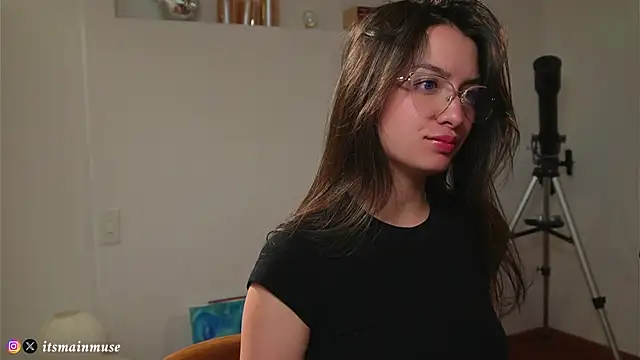 Snapshot of raphttalia_ chatting on 25, 4, 2026 raphttalia online show from 25, 4, 2026