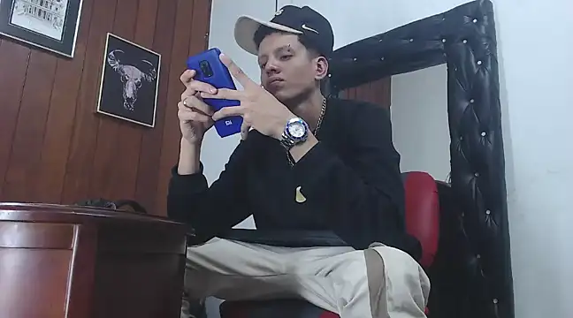 Snapshot of GaboReyes chatting on 18, 12, 2024 GaboReyes online show from 18, 12, 2024