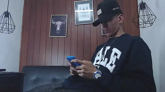 Snapshot of GaboReyes chatting on 15, 3, 2025 GaboReyes online show from 15, 3, 2025