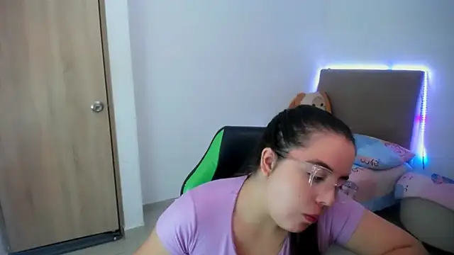 Snapshot of _alicia_z chatting on 19, 3, 2025 alicia z online show from 19, 3, 2025