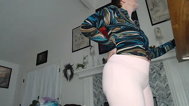 AuroraWillows online show from 30, 11, 2025