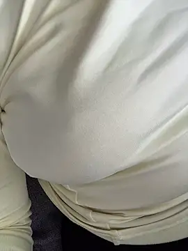 Snapshot of YourMeoww chatting on 3, 11, 2025 YourMeoww online show from 3, 11, 2025