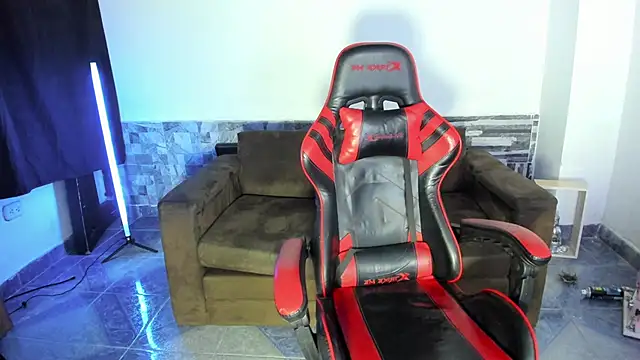 davinalhot online show from 9, 4, 2026