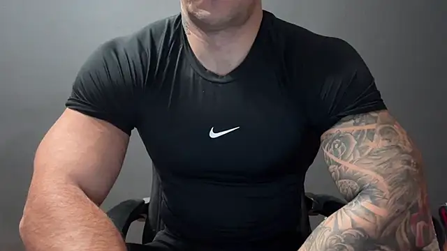 Snapshot of Mr_YourGod chatting on 2, 12, 2025 Mr YourGod online show from 2, 12, 2025