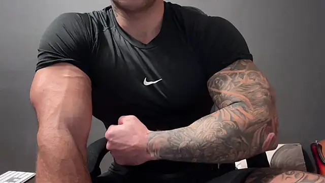 Snapshot of Mr_YourGod chatting on 3, 12, 2025 Mr YourGod online show from 3, 12, 2025