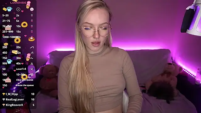 Snapshot of AmandaFiree chatting on 30, 12, 2024 AmandaFiree online show from 30, 12, 2024