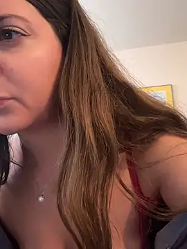 Snapshot of rosexx96 chatting on 25, 6, 2026 rosexx96 online show from 25, 6, 2026
