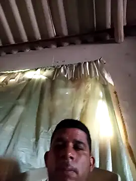 Snapshot of El-reyleon chatting on 22, 4, 2026 El-reyleon online show from 22, 4, 2026