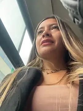 alana 69 online show from 13, 2, 2025