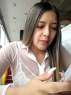 alana 69 online show from 19, 3, 2025