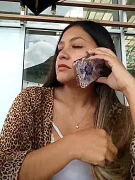 alana 69 online show from 21, 10, 2025