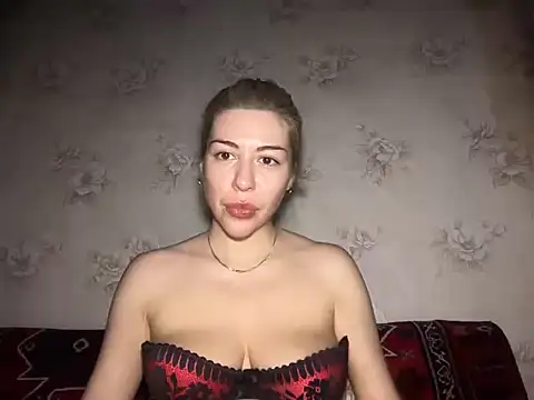 Snapshot of Lux_Sonya_Star chatting on 14, 1, 2026 Lux Sonya Star online show from 14, 1, 2026