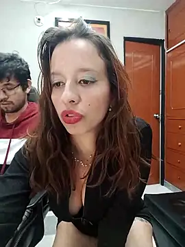 Isaandysex2428 online show from 20, 3, 2025