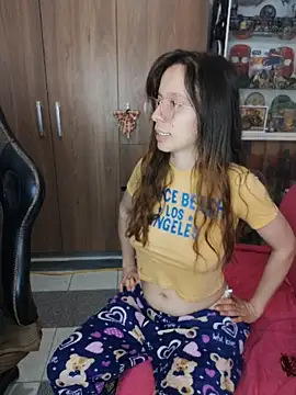 Isaandysex2428 online show from 8, 4, 2026