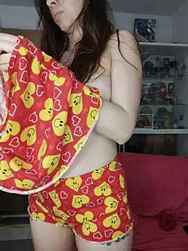 Isaandysex2428 online show from 9, 4, 2026