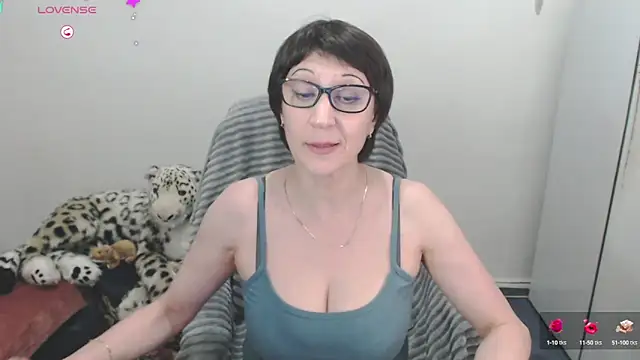 Ammillia online show from 5, 2, 2025