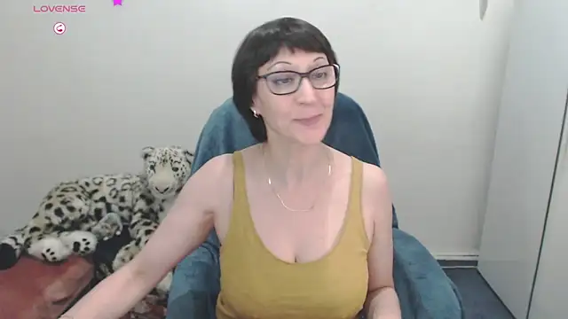 Ammillia online show from 13, 2, 2025