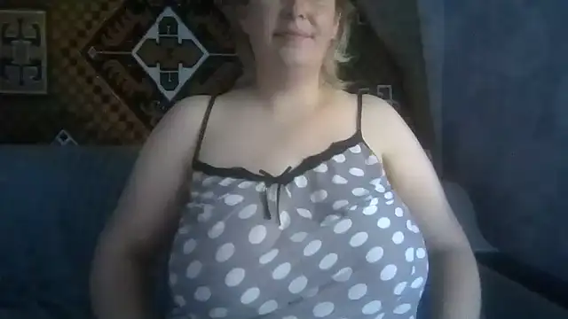 Snapshot of Diana_Britt chatting on 9, 7, 2026 Diana Britt online show from 9, 7, 2026