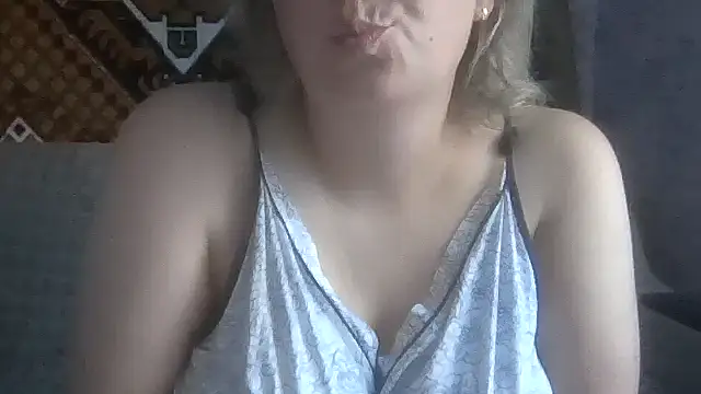 Snapshot of Diana_Britt chatting on 18, 7, 2026 Diana Britt online show from 18, 7, 2026