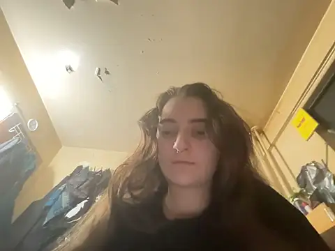 Snapshot of Snowbunnycake_131 chatting on 21, 3, 2026 Snowbunnycake 131 online show from 21, 3, 2026