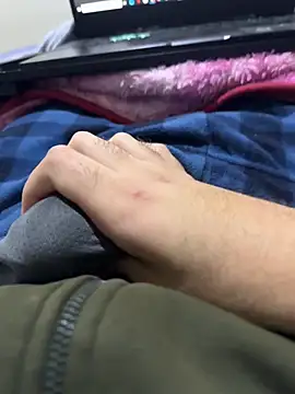 Snapshot of bigdiiiickkk chatting on 24, 3, 2026 bigdiiiickkk online show from 24, 3, 2026