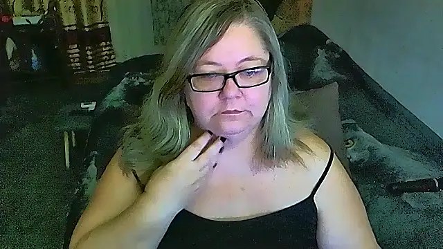 Snapshot of sex2 chatting on 4, 12, 2025 sex2 online show from 4, 12, 2025