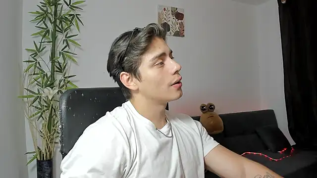 Giordano Russo online show from 13, 1, 2025