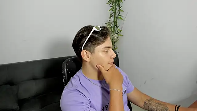 Giordano Russo online show from 9, 3, 2025