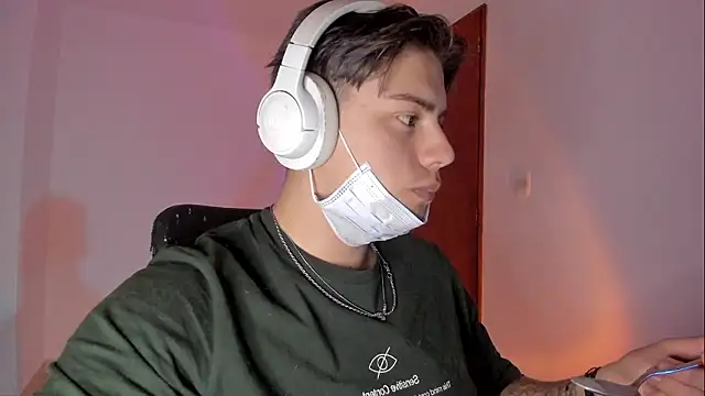 Snapshot of Giordano_Russo chatting on 8, 1, 2026 Giordano Russo online show from 8, 1, 2026