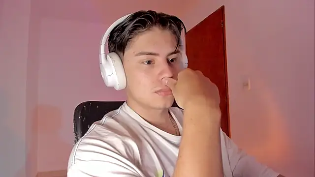 Snapshot of Giordano_Russo chatting on 9, 1, 2026 Giordano Russo online show from 9, 1, 2026