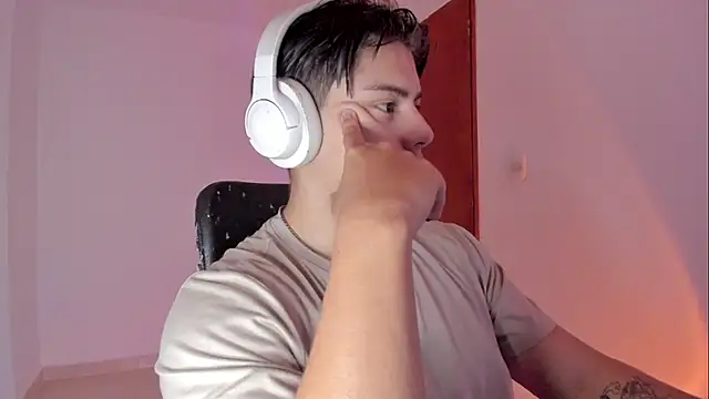 Snapshot of Giordano_Russo chatting on 17, 1, 2026 Giordano Russo online show from 17, 1, 2026