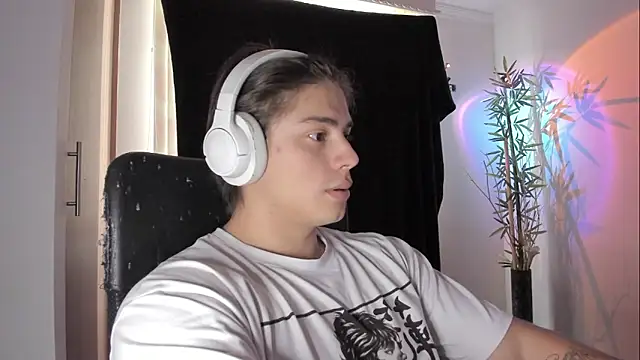 Snapshot of Giordano_Russo chatting on 25, 4, 2026 Giordano Russo online show from 25, 4, 2026