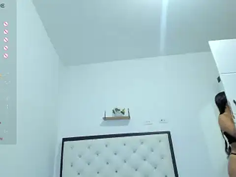 CuteLatinaxx online show from 6, 12, 2024