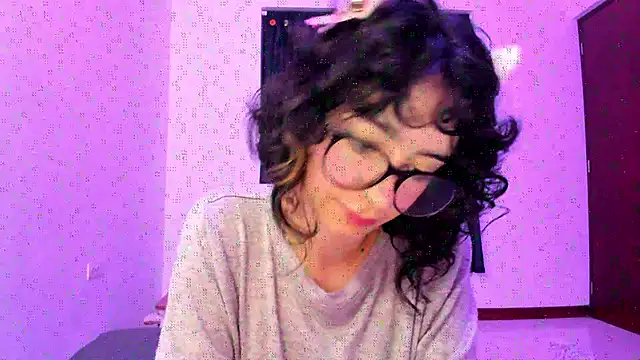  Lunnaa  online show from 15, 11, 2025