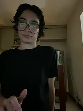 Snapshot of _Lunnaa_ chatting on 21, 3, 2026 Lunnaa online show from 21, 3, 2026