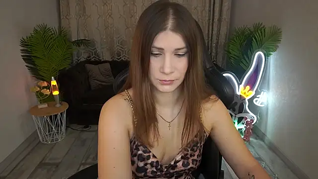 Snapshot of CassandraGood chatting on 21, 12, 2025 CassandraGood online show from 21, 12, 2025