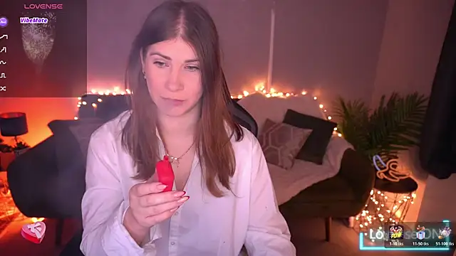 Snapshot of CassandraGood chatting on 5, 2, 2026 CassandraGood online show from 5, 2, 2026