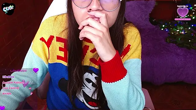 Snapshot of MidoriQuiinn chatting on 7, 2, 2026 MidoriQuiinn online show from 7, 2, 2026