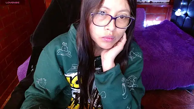 Snapshot of MidoriQuiinn chatting on 24, 2, 2026 MidoriQuiinn online show from 24, 2, 2026