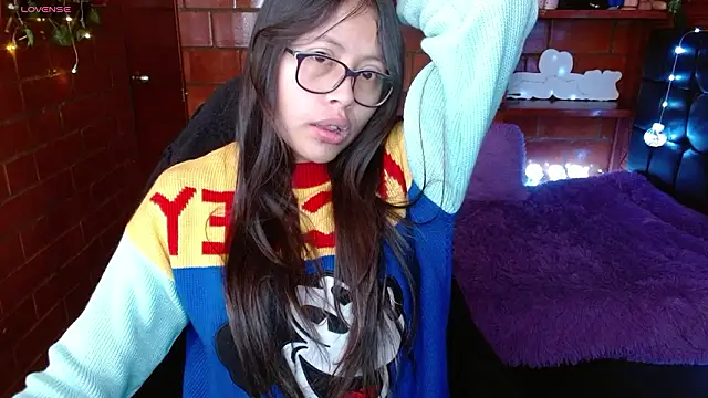 Snapshot of MidoriQuiinn chatting on 3, 3, 2026 MidoriQuiinn online show from 3, 3, 2026