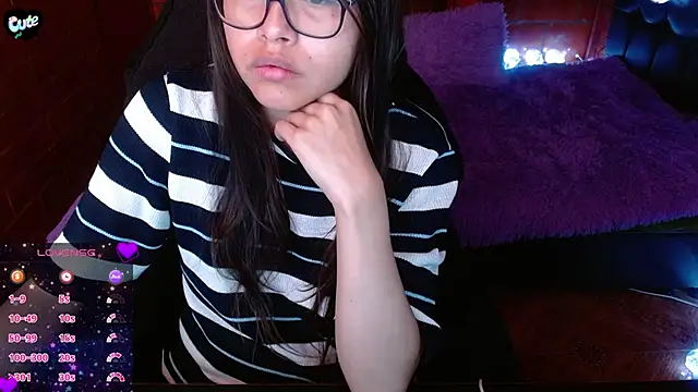 Snapshot of MidoriQuiinn chatting on 10, 3, 2026 MidoriQuiinn online show from 10, 3, 2026